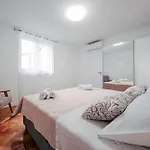 Lejlighed Kalafat *