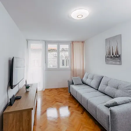 Kalafat Apartment